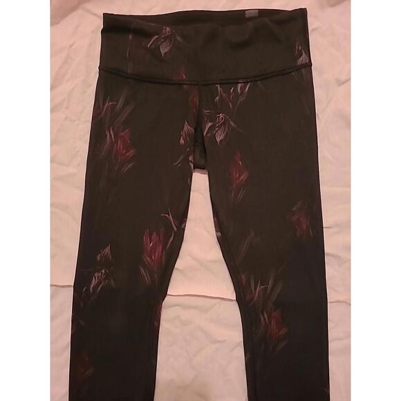 Pants - Lululemon Leggins Womens Sz 6 Wunder Under Midnight Iris Multi Black Gym Yoga